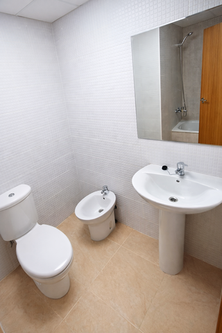 Alquiler de piso nuevo con piscina en Calasparra