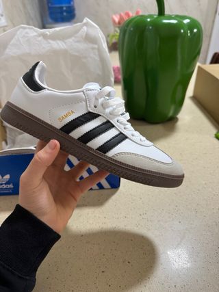 Adidas Samba Blancas y Marrones
