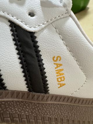 Adidas Samba Blancas y Marrones