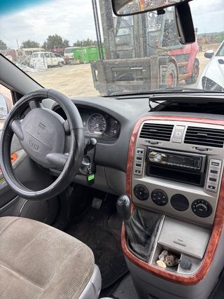 Despiece Kia Carnival II 2.9