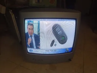 Televisor de tubo Phillips 14"