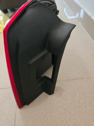 PILOTO RENAULT LAGUNA 3 IZQ.