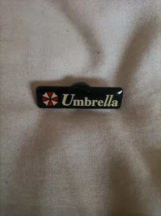 Pin Umbrella Resident Evil