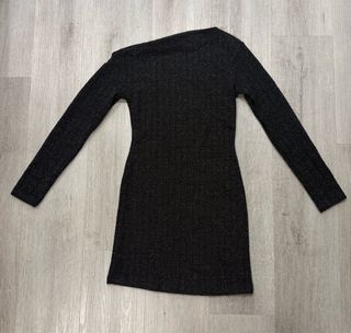 Vestido Zara brillante negro