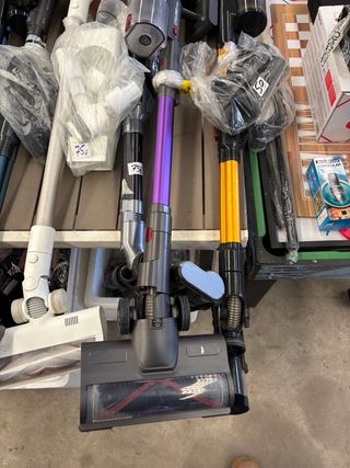 Aspiradoras de mano y escoba - Varios precios