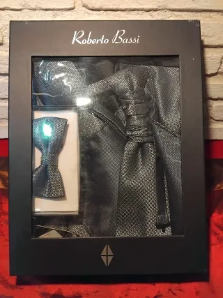 Conjunto Chaleco y Corbata Roberto Bassi Gris