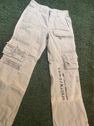 Pantalón cargo baggy