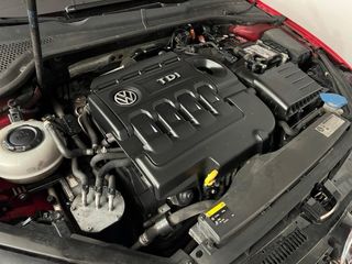 Volkswagen Golf variant 1.6 tdi dsg7 2014