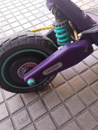 Patinete Eléctrico Cecotec Bongo Morado