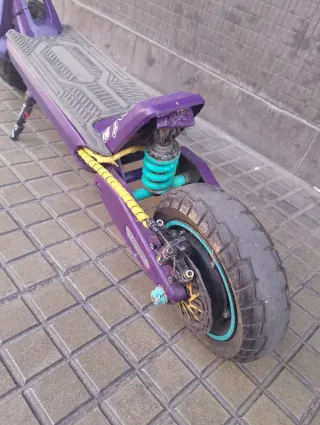 Patinete Eléctrico Cecotec Bongo Morado