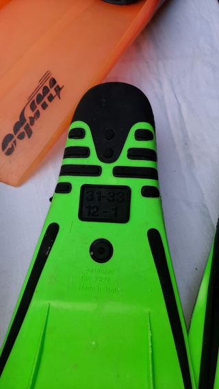Set 4 paia pinne nuoto varie marche