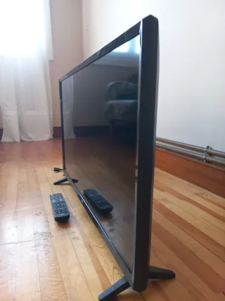 TV LG 32'' Plana