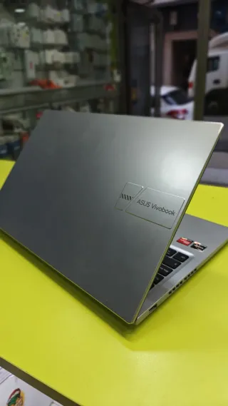 Portátil Asus Vivobook M1502Y