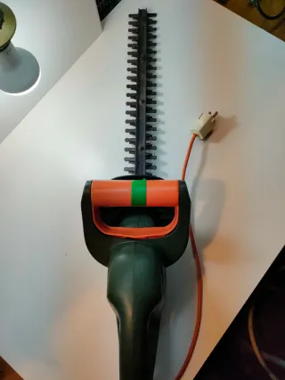 Corta setos Black & Decker GT250