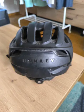 Casco Oakley ARO 3 bici carretera