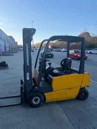 Carretilla elevadora Jungheinrich EFG 316