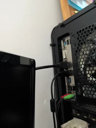 PC Gaming ASUS Blanca y Negra