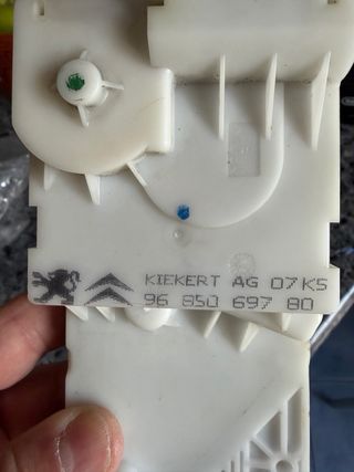 96 85069780 Motor Cierre Puerta Dcha Peugeot 1007