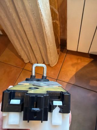 96 85069780 Motor Cierre Puerta Dcha Peugeot 1007