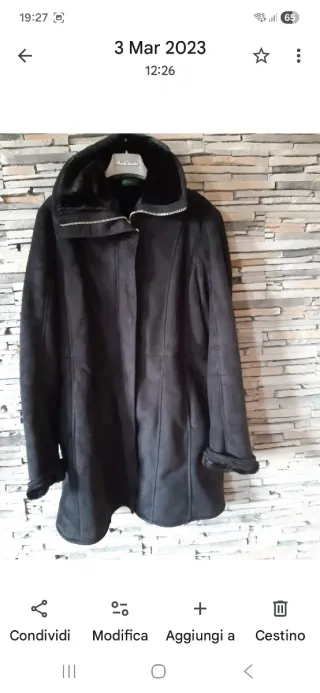 Montone nero donna Benetton