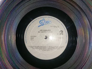 Vinilo LP Los Rebeldes - En Cuerpo y Alma
