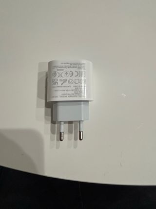 Kit Ricarica MagSafe + Alimentatore 20W Apple