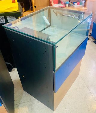 Mostrador Comercio Vitrina y Cajones