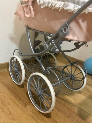 Carrito de muñecas vintage rosa