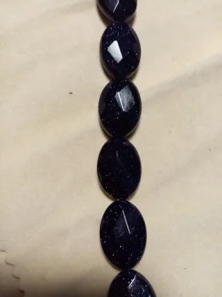 Collar de cristal con brillos