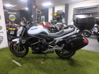 KAWASAKI ER6N ( LIMITADA )