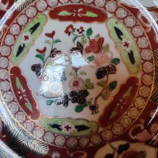 Plato japonés porcelana Kutani Meiji