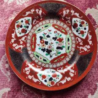 Plato japonés porcelana Kutani Meiji