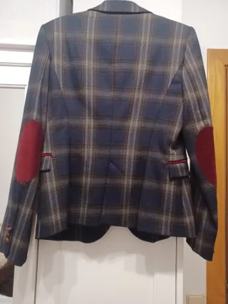 Chaqueta Zara cuadros azul y granate Talla M
