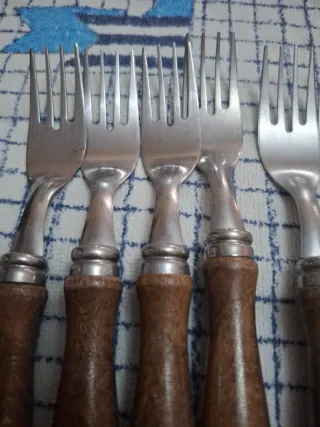 7 Tenedores Vintage Mango Madera