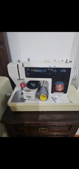 Máquina de Costura Ruby
