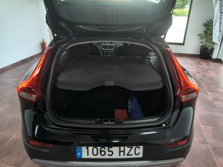 Volvo V40  Cross Country1.6 d2 115 Momentum 5p