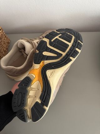 Zapatillas Kelme Beige/Gris