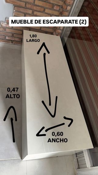 MOBILIARIO TIENDA DE ROPA