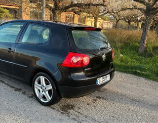 Volkswagen Golf 2005