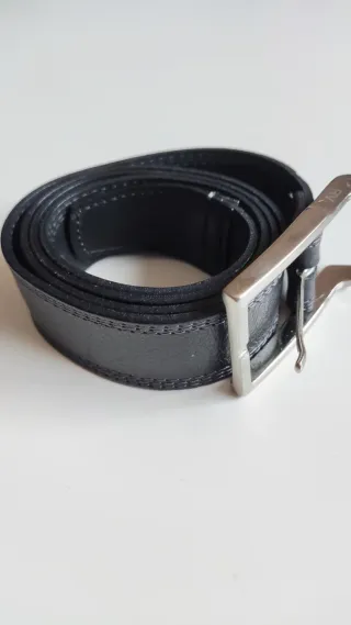 Cinturón piel negro Roberto Verino