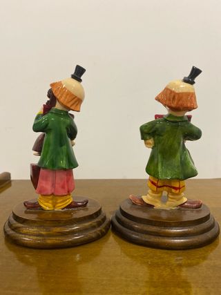 Pareja figuras payasos madera pintada