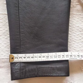 Pantalones de piel marrón