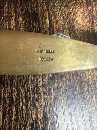 Abrecartas antiguo de Jade y metal