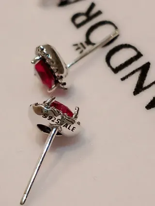 Pendientes Pandora Corazón Rojo Plata