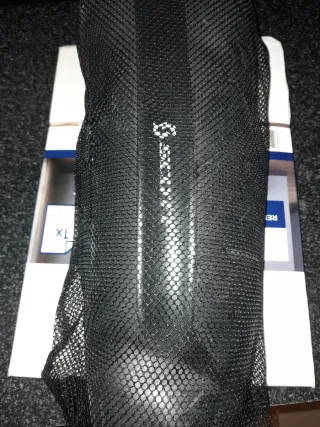 Espinilleras Scott Talla