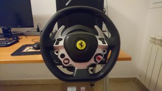 Volante Thrustmaster TX