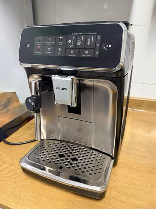Cafetera Philips Superautomática Serie 3300