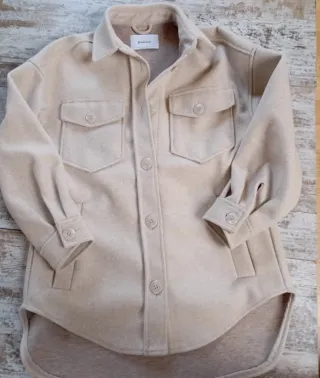 Chaqueta Zara Beige