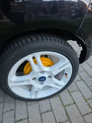 Llantas con neumáticos 90%