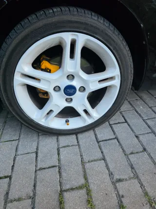 Llantas con neumáticos 90%